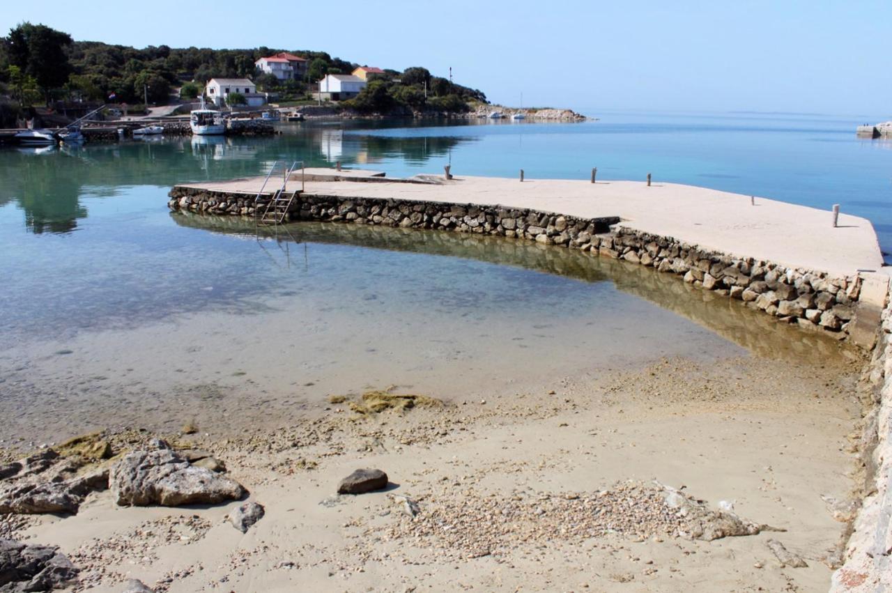 Apartments And Rooms By The Sea Jakisnica, Pag - 4160 Lun  Exterior photo