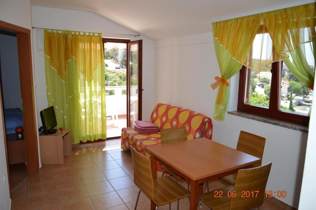 Apartments And Rooms By The Sea Jakisnica, Pag - 4160 Lun  Exterior photo
